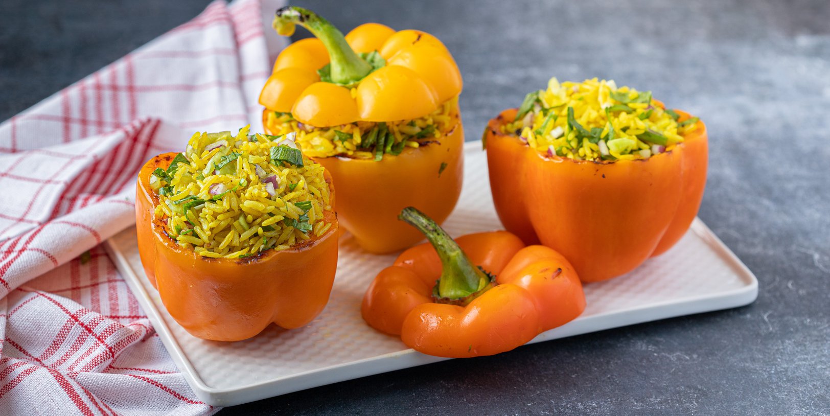 Légumes de saison farcis au riz colombo