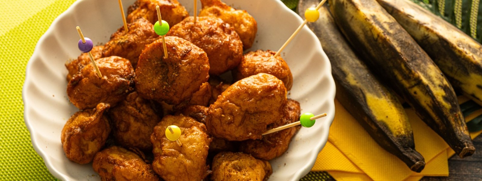 Beignets de bananes jaunes au sucre cannelle